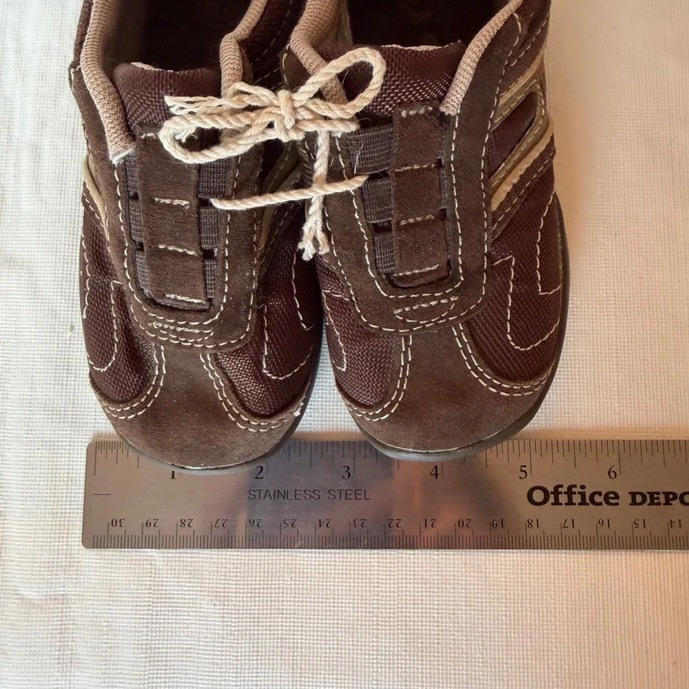 Cherokee Brown‎ Suede Mesh Boys Sneakers Shoes Size 6.5 Toddler